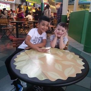 Meet your Posher, Julio